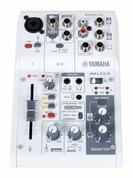 Yamaha AG03 MK2 WH, vue de profil, photo 2