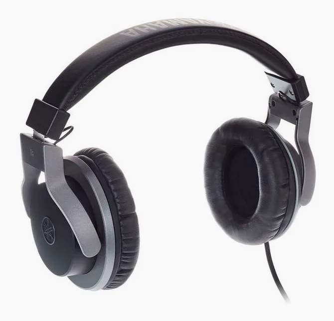 Yamaha HPH-MT7 Black, vue de trois quarts, photo 3