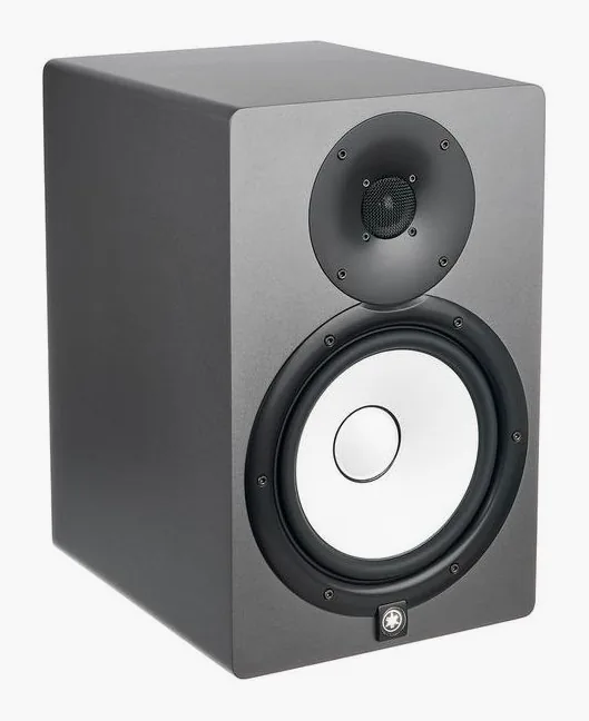 Yamaha HS 8 SG, vue de trois quarts, photo 3