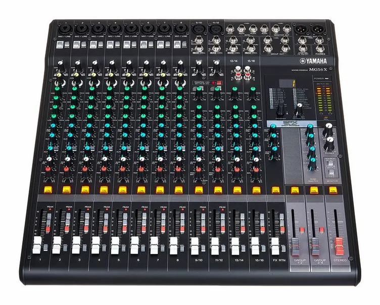 Yamaha MG16X, face avant et faders, photo 2