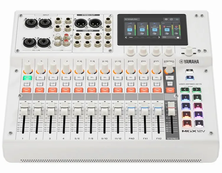 Yamaha MGX12V WH, face avant et faders, photo 2