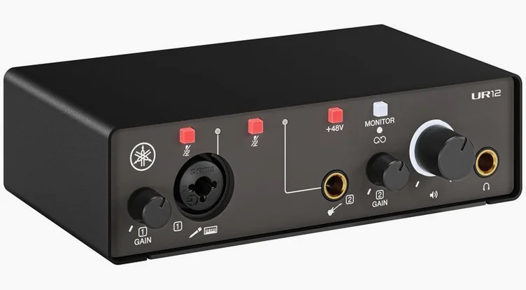 Yamaha UR12 MK3 Black, boutons et voyants, photo 3
